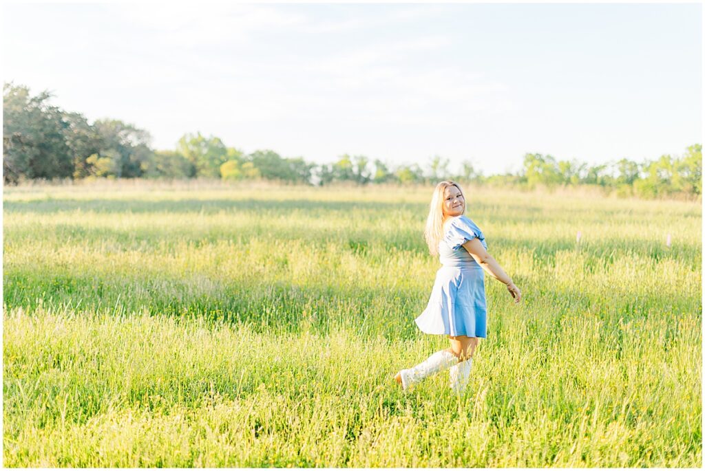 Spring at Historic Tuckahoe Senior Session | country senior pictures