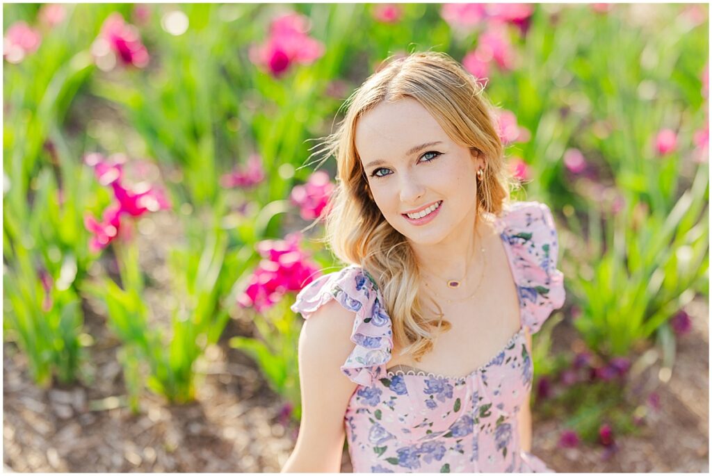 senior pictures at the Italian Garden at Maymont