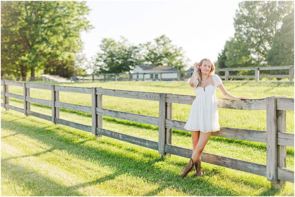 senior pictures on a farm