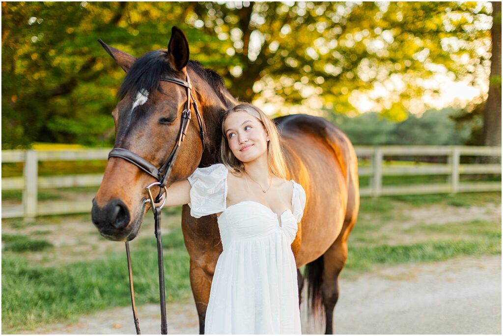 equestrian senior pictures in fredericksburg at golden hour