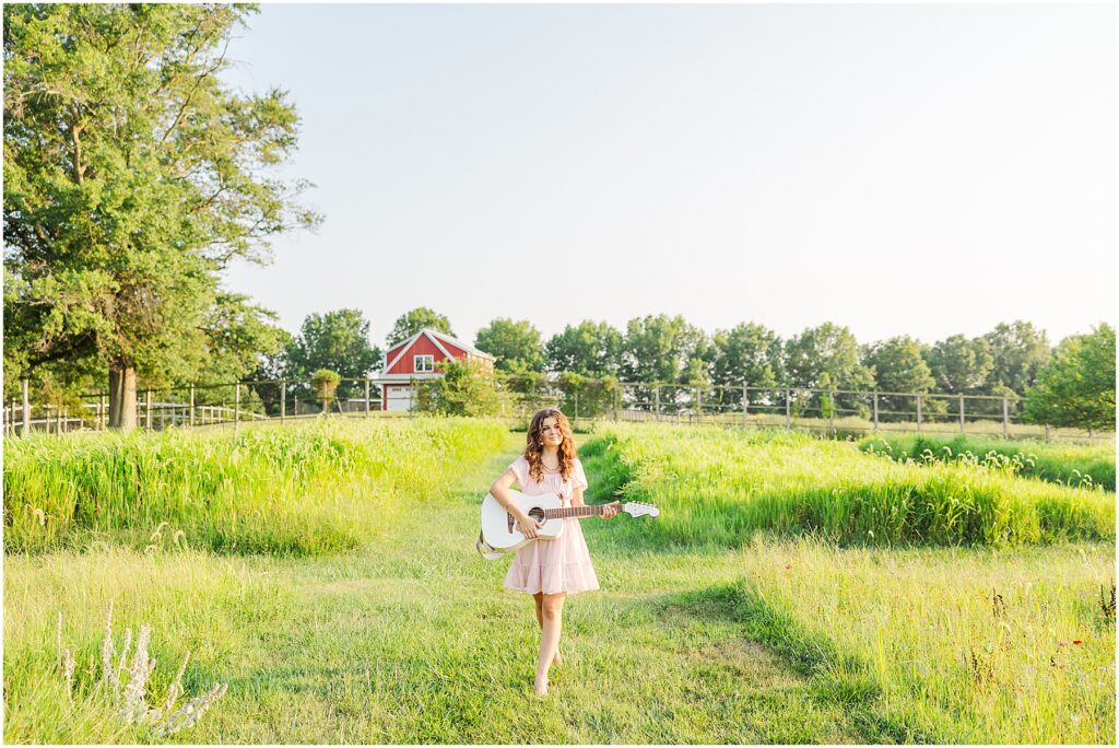 Senior photos at Airlie Hotel in Warrenton, VA | Virginia senior photographer