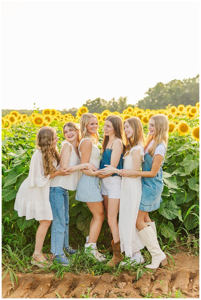 Kelsey Marie Photography Senior Rep Team | Chesterfield Berry Farm