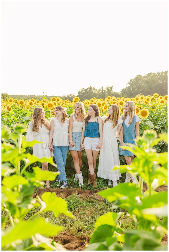 Kelsey Marie Photography Senior Rep Team | Chesterfield Berry Farm