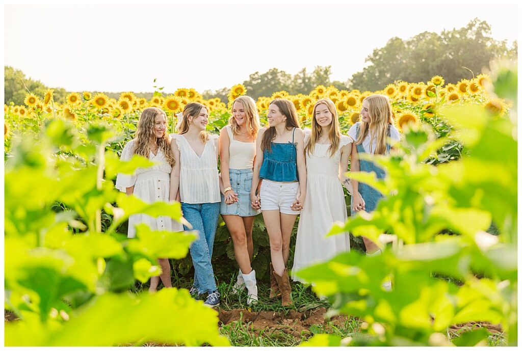 Kelsey Marie Photography Senior Rep Team | Chesterfield Berry Farm