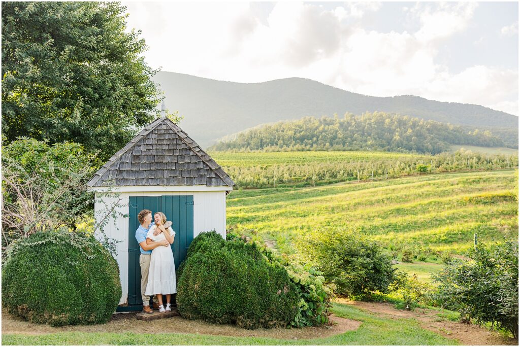 summer engagement photos at Pharsalia near Lynchburg, VA