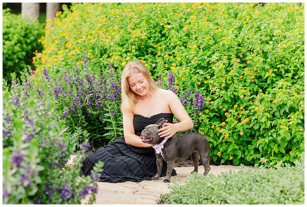 senior pictures in the Italian Garden