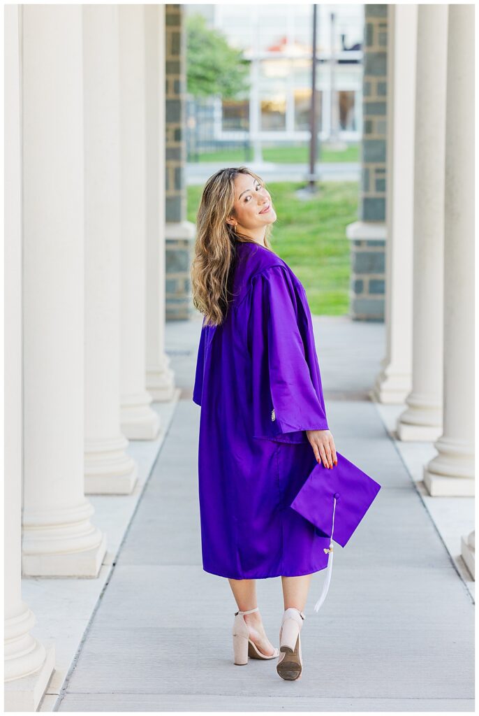 morning grad session at JMU | JMU senior photographer