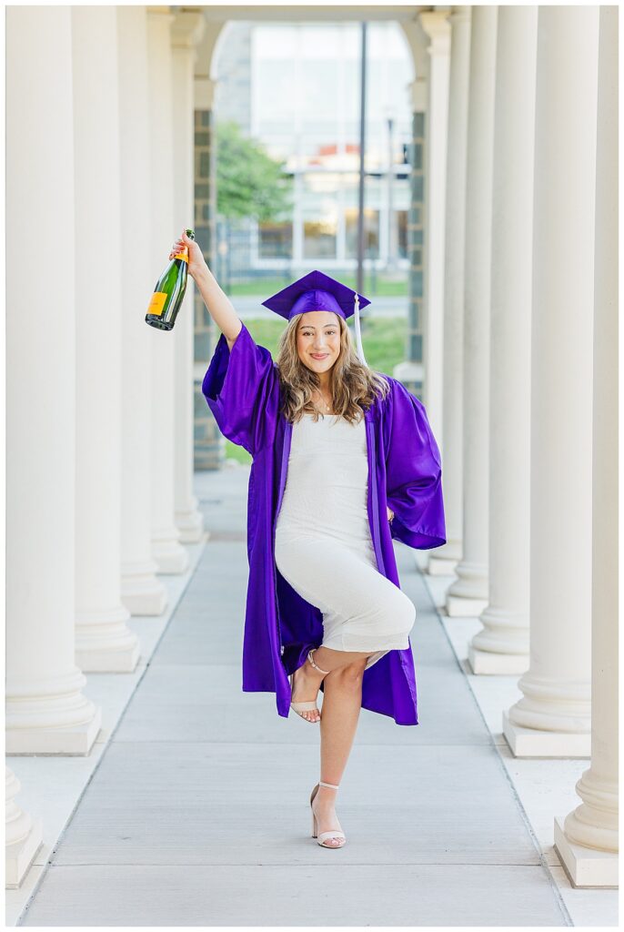 morning grad session at JMU | JMU senior photographer