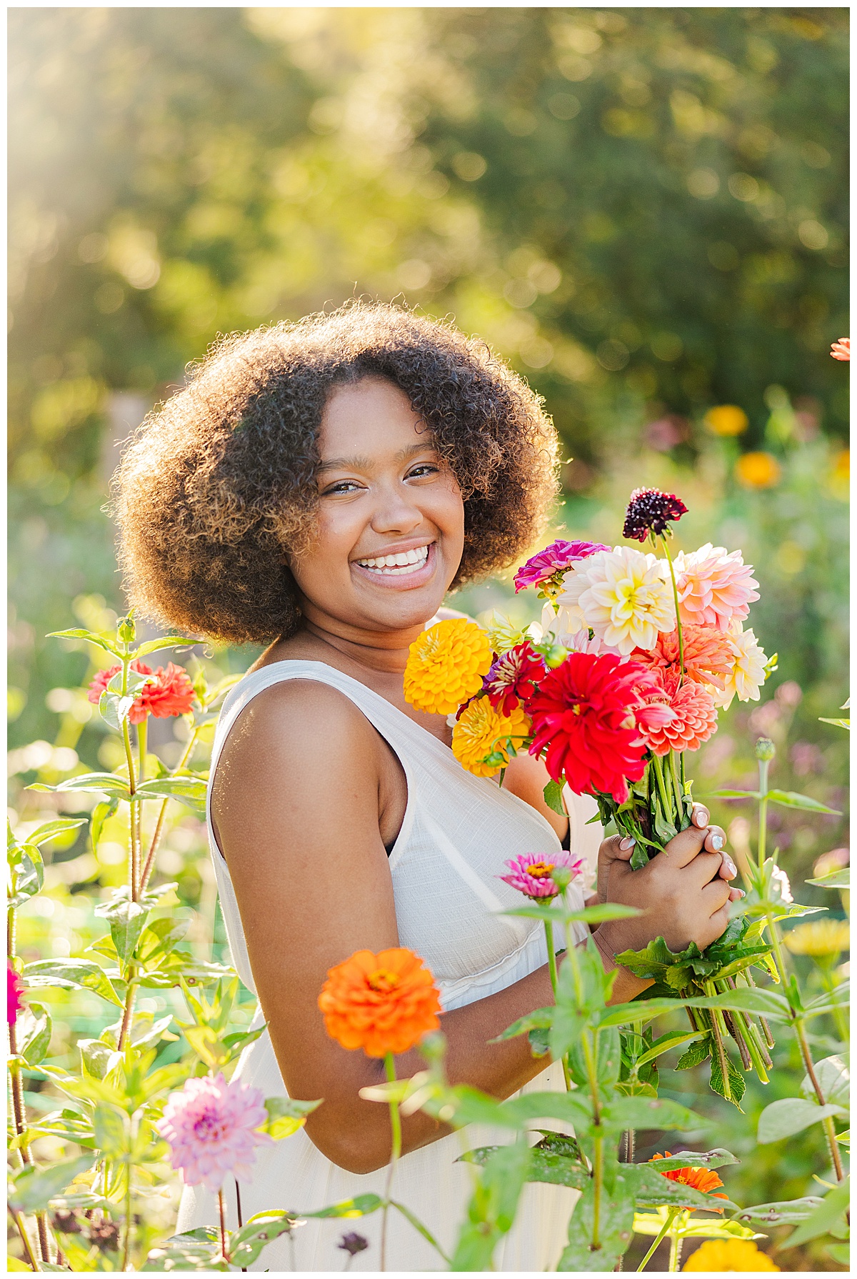 summer senior pictures at Historic Tuckahoe