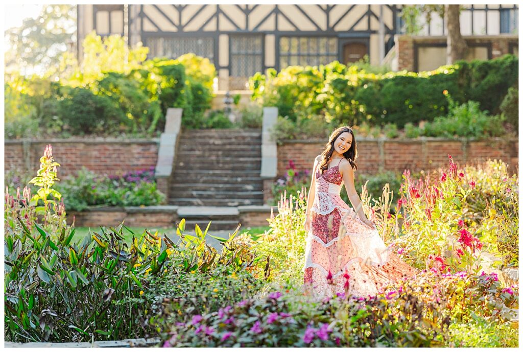 fall senior photos at Agecroft Hall | Richmond senior photographer