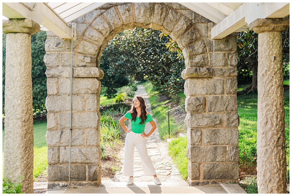 senior session at Maymont with Hanover High School senior | Kelsey Marie Photographer