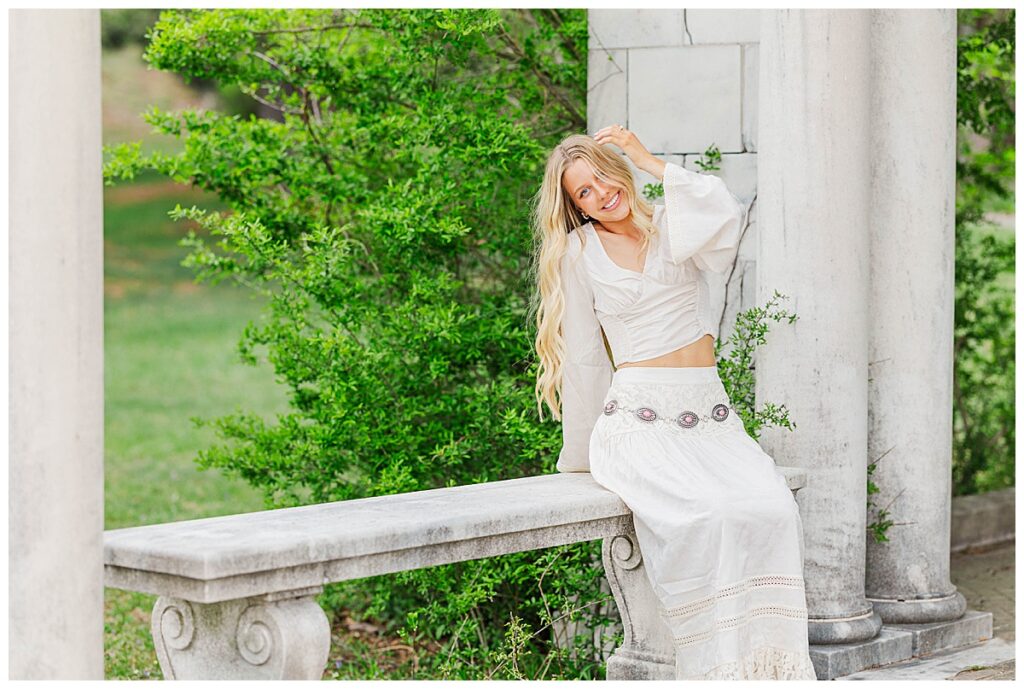boho inspired senior pictures in the Blue Ridge mountains
