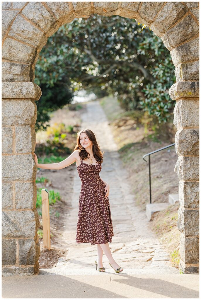 Spring senior pictures at Maymont