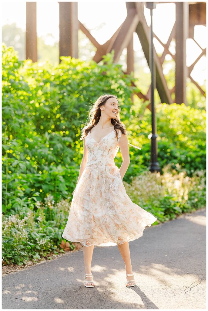 senior pictures at the Low Line in Richmond, VA | Richmond senior photographer