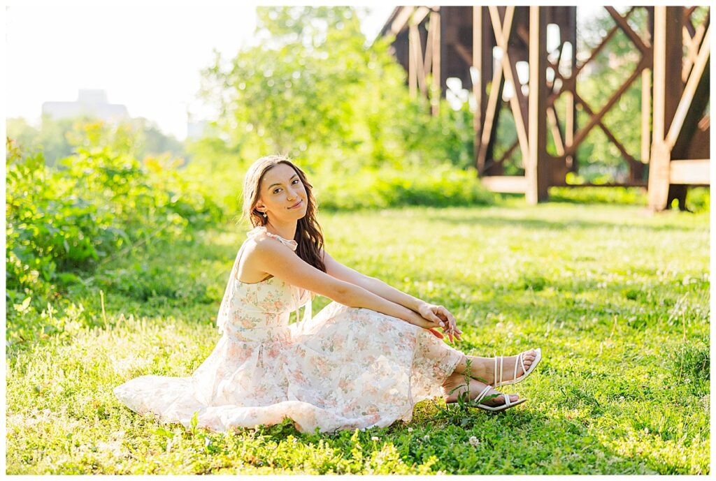 senior pictures at the Low Line in Richmond, VA | Richmond senior photographer