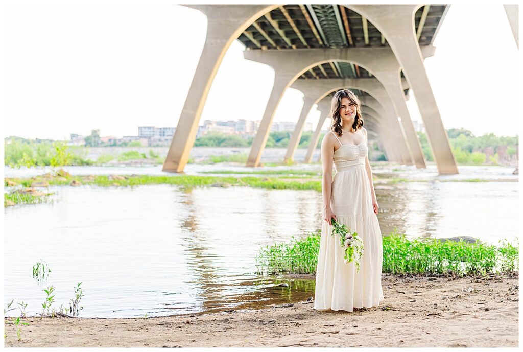 senior session at the James River in Richmond, VA