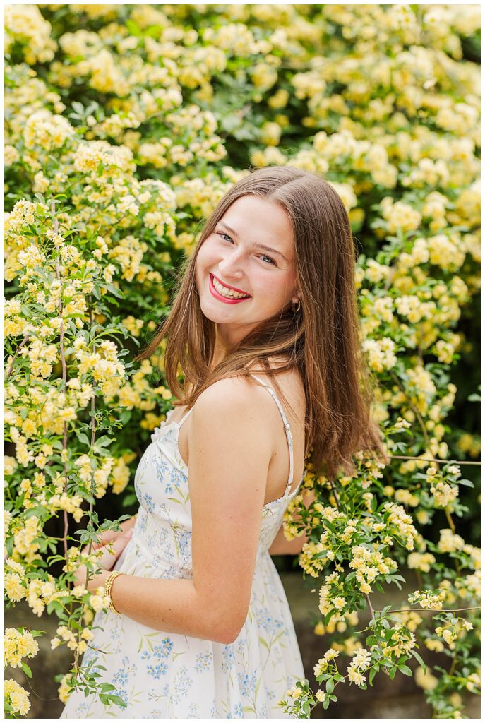 spring senior session at Maymont | Richmond senior photographer