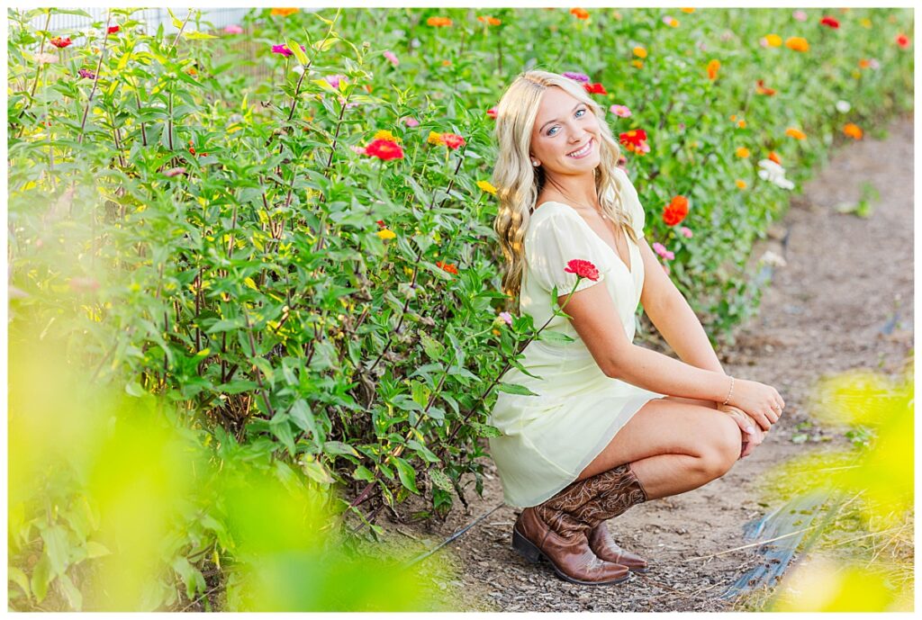 senior pictures in a flower field | Richmond senior photographer