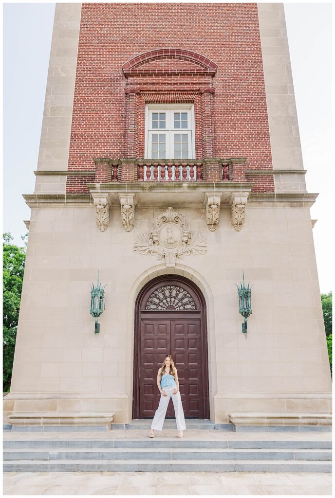 senior pictures in Richmond at The Carillon 
