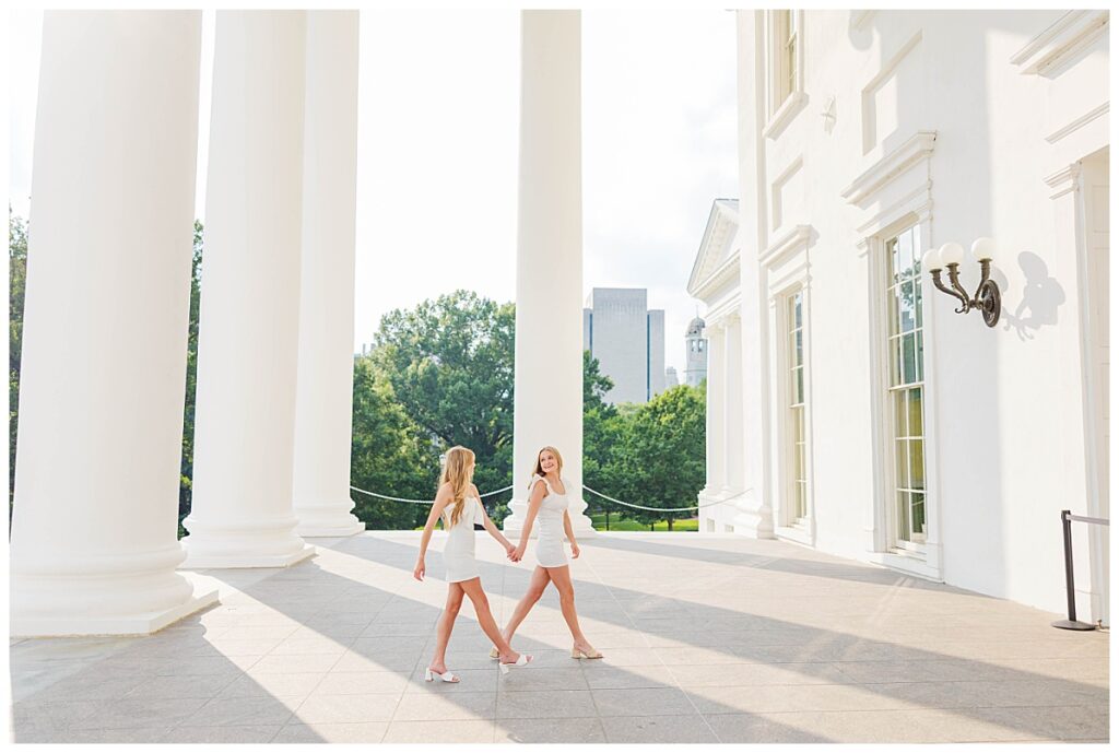 senior photos at the Virginia State Capitol in Richmond