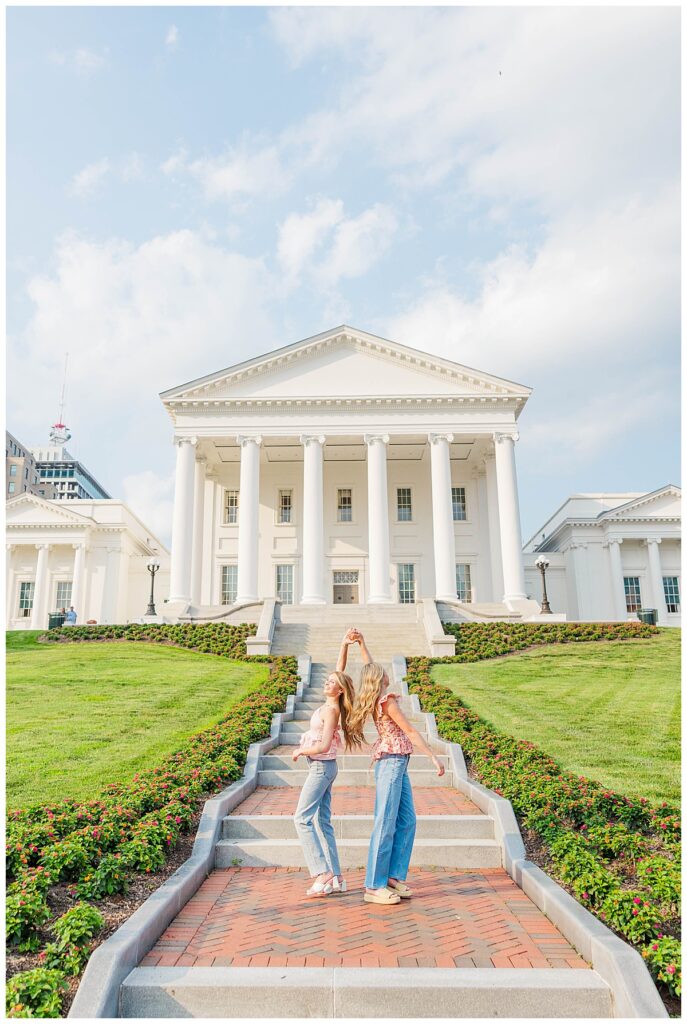 Richmond, VA senior portrait photographer | senior session at the Virginia State Capitol