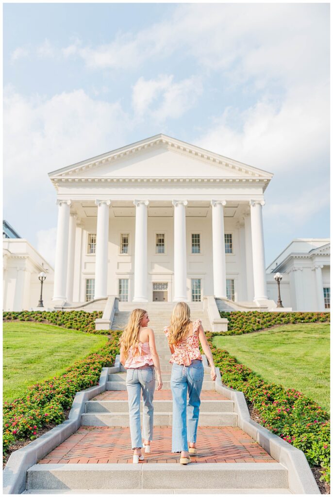 Richmond, VA senior portrait photographer | senior session at the Virginia State Capitol