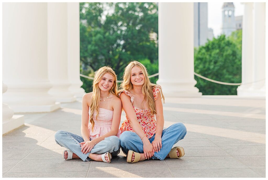 Richmond, VA senior portrait photographer | senior session at the Virginia State Capitol
