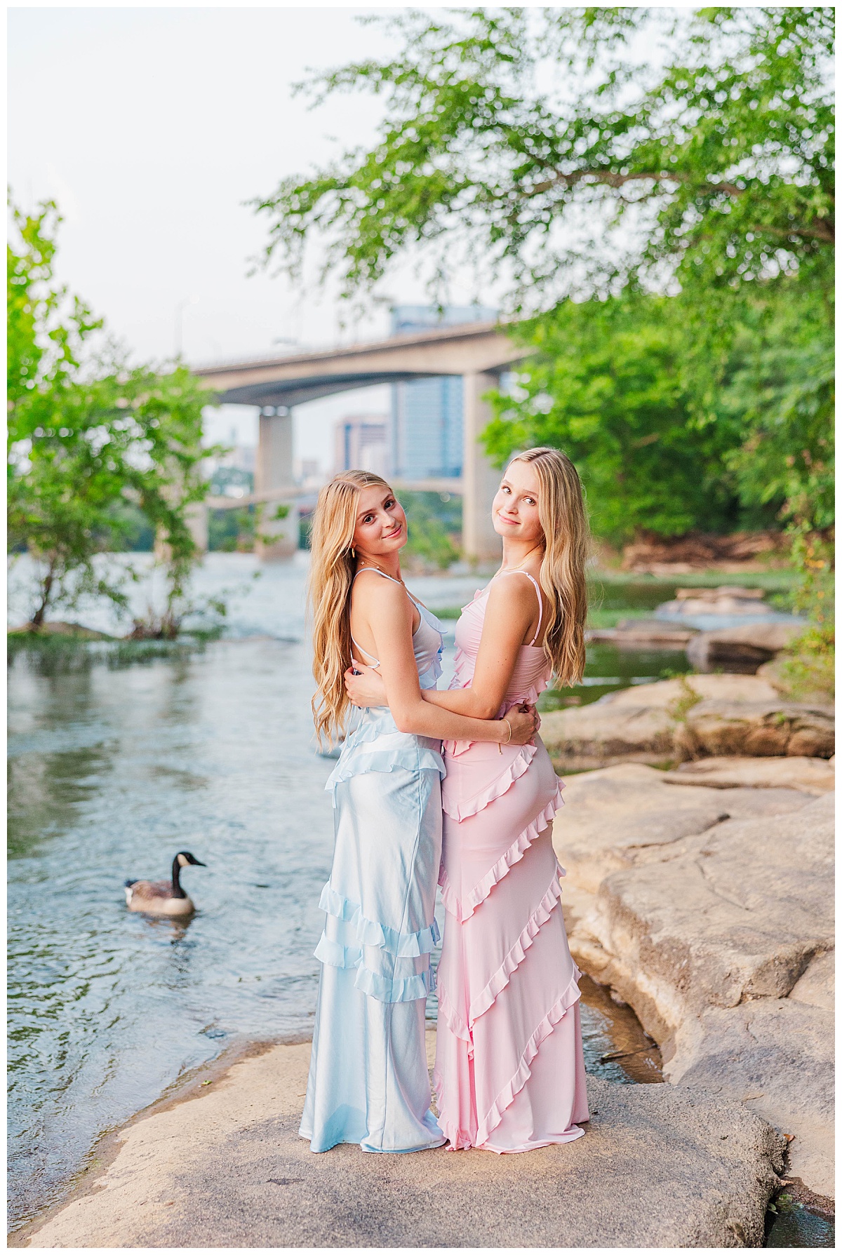 This twin senior session at the Virginia State Capitol and Belle Isle was A DREAMMMM! Kyla and McKinley drove all the way from NORTH. DAKOTA