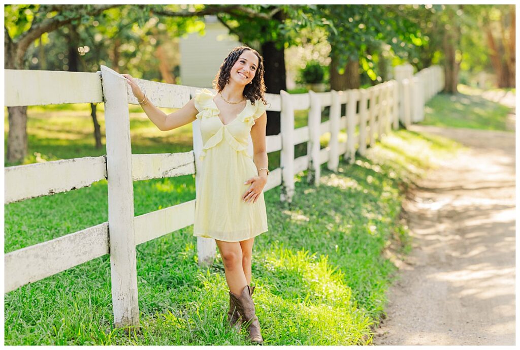 Senior Session at Historic Tuckahoe