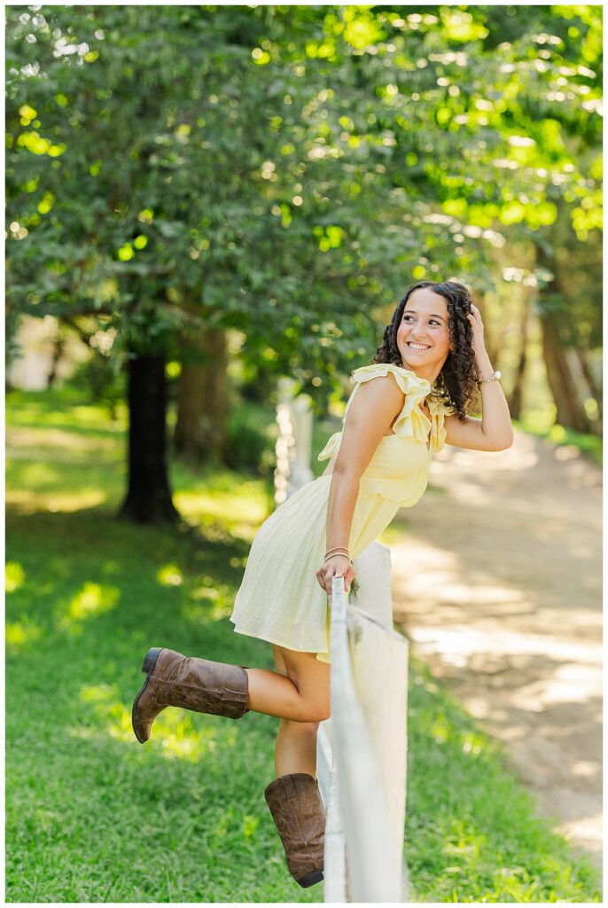 Senior Session at Historic Tuckahoe