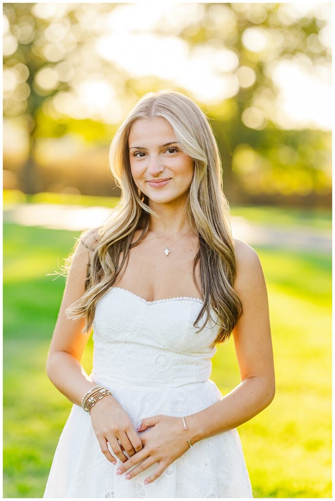 Senior photos at the Estate at River Run