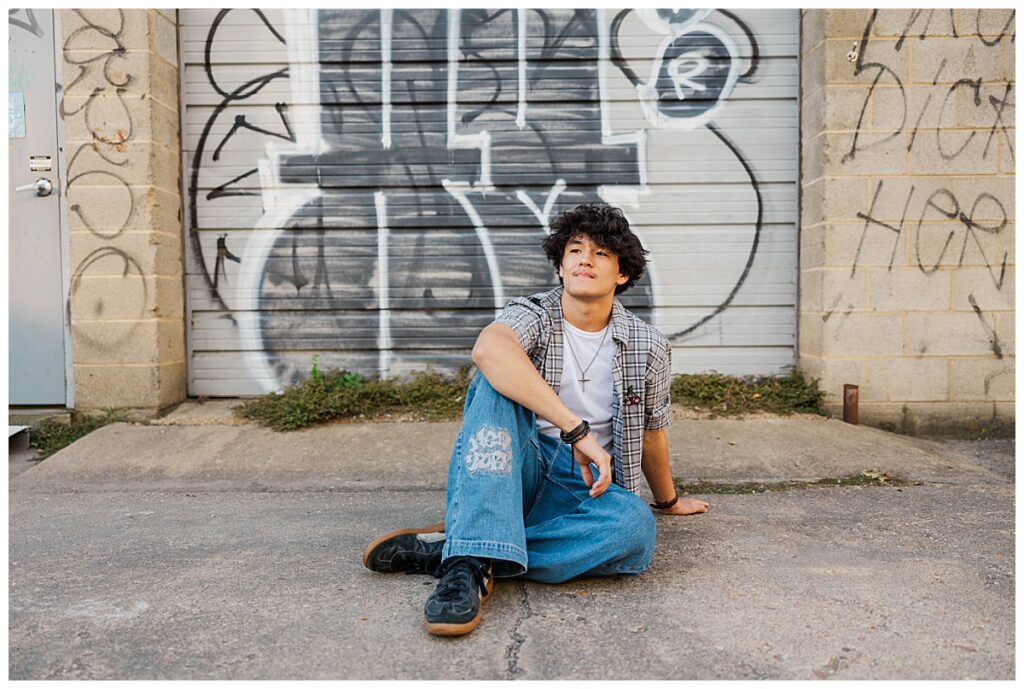Boy senior photos in Richmond, VA