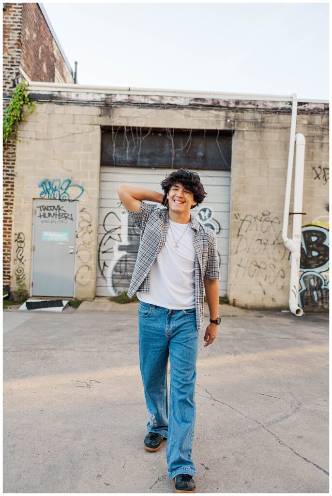 Boy senior photos in Richmond, VA