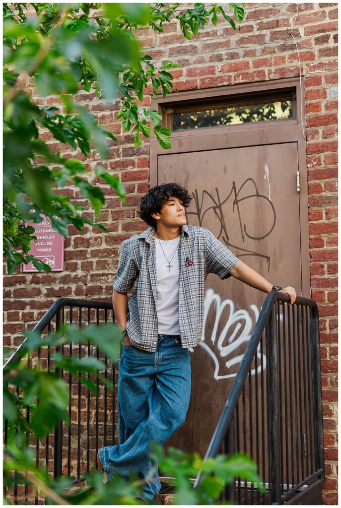 Boy senior photos in Richmond, VA